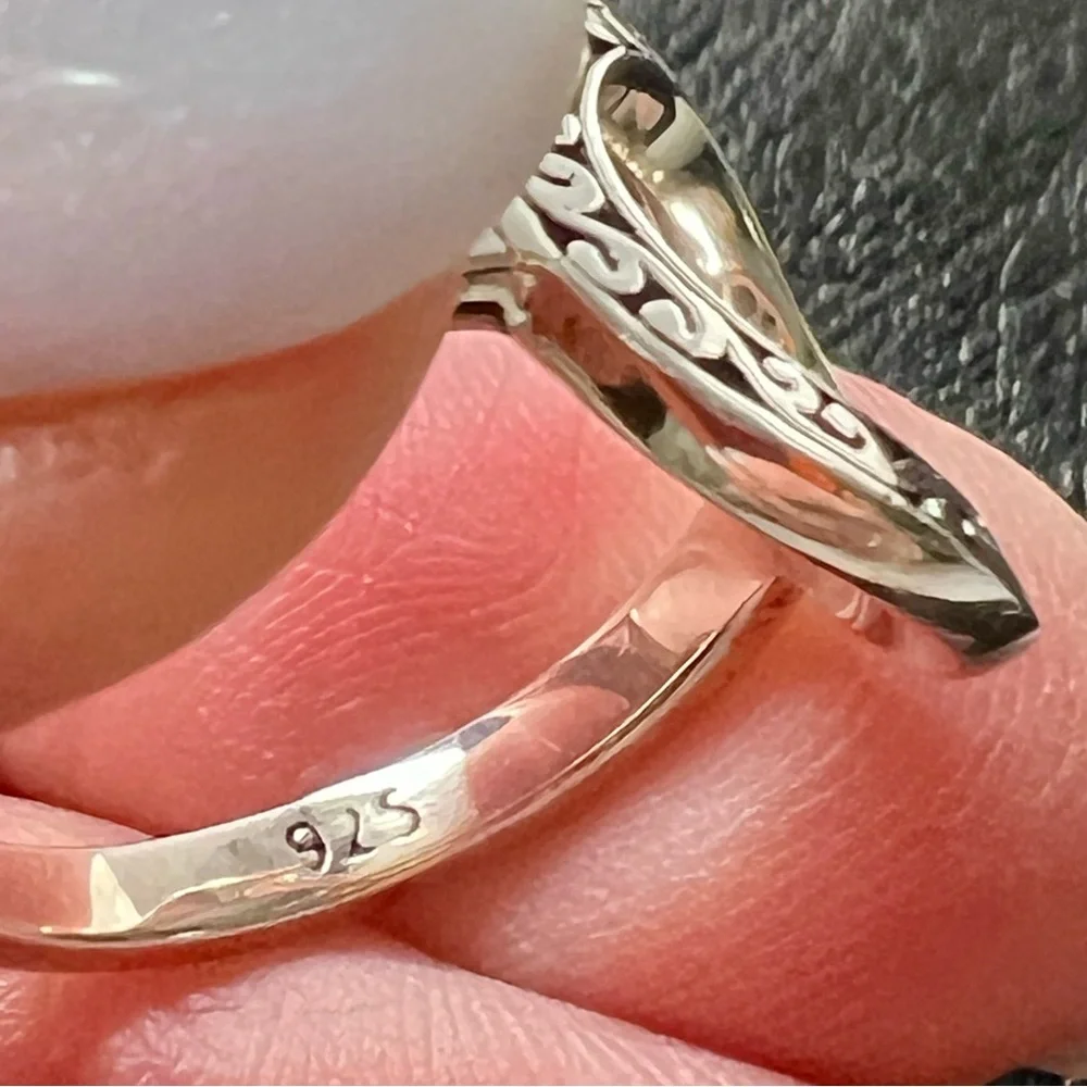 Lois Hill Sterling Silver Signature Scroll Open Circle Ring - Picture 7 of 8